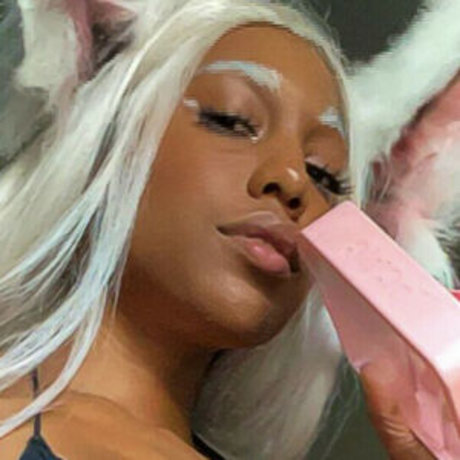 Naakte gelekte OnlyFans-foto van Violetcosplay