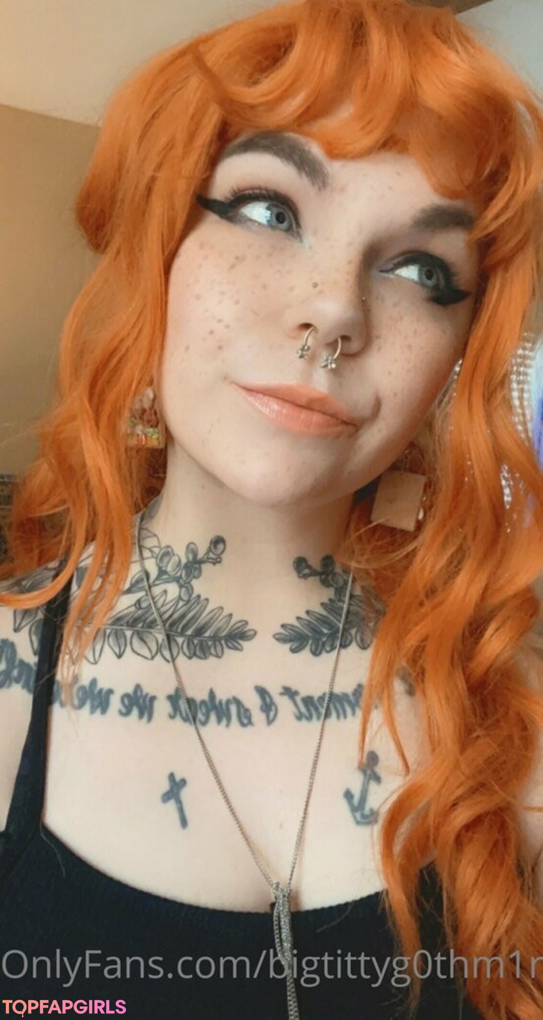 Naakte gelekte OnlyFans-foto van Bigtittyg0thm1r #74 Naakte gelekte OnlyFans-foto van Bigtittyg0thm1r #74