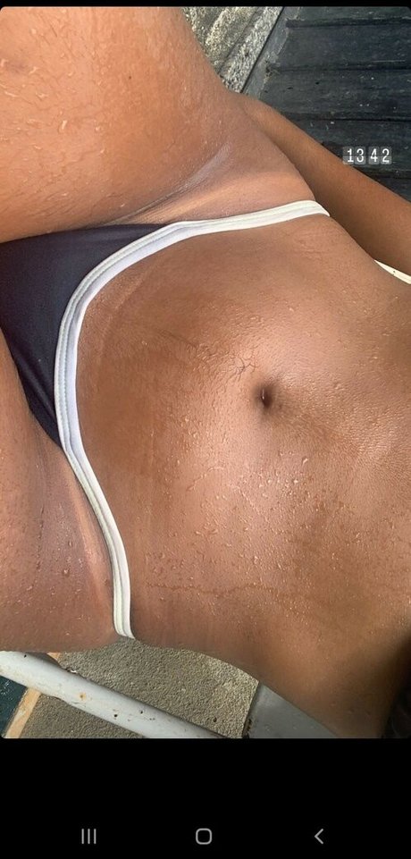 Naakte gelekte OnlyFans-foto van Realengo Rj